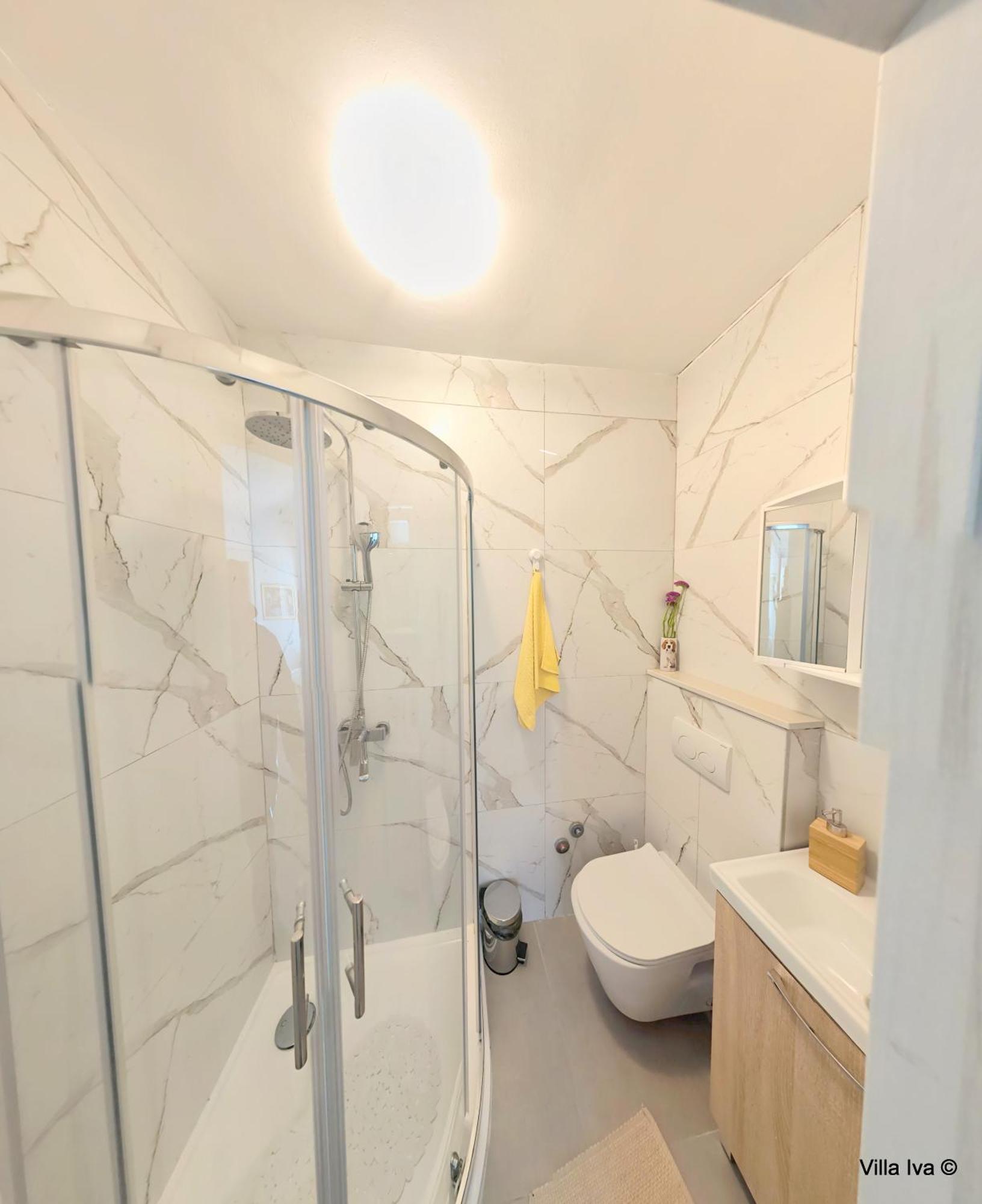 Apartments Iva Омиш Экстерьер фото